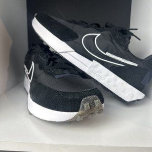 BRAND NEW - Nike Fontanka Waffle